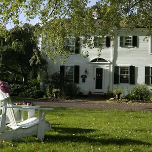 Captain'S House Inn